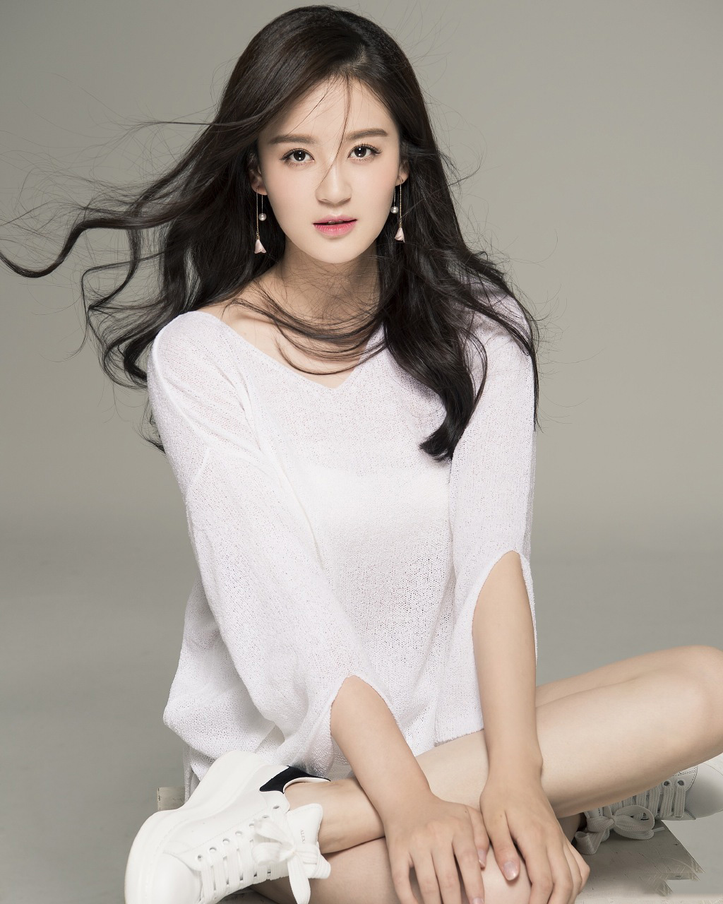 高清中国内地新晋女演员曾一萱元气清新写真图片图片