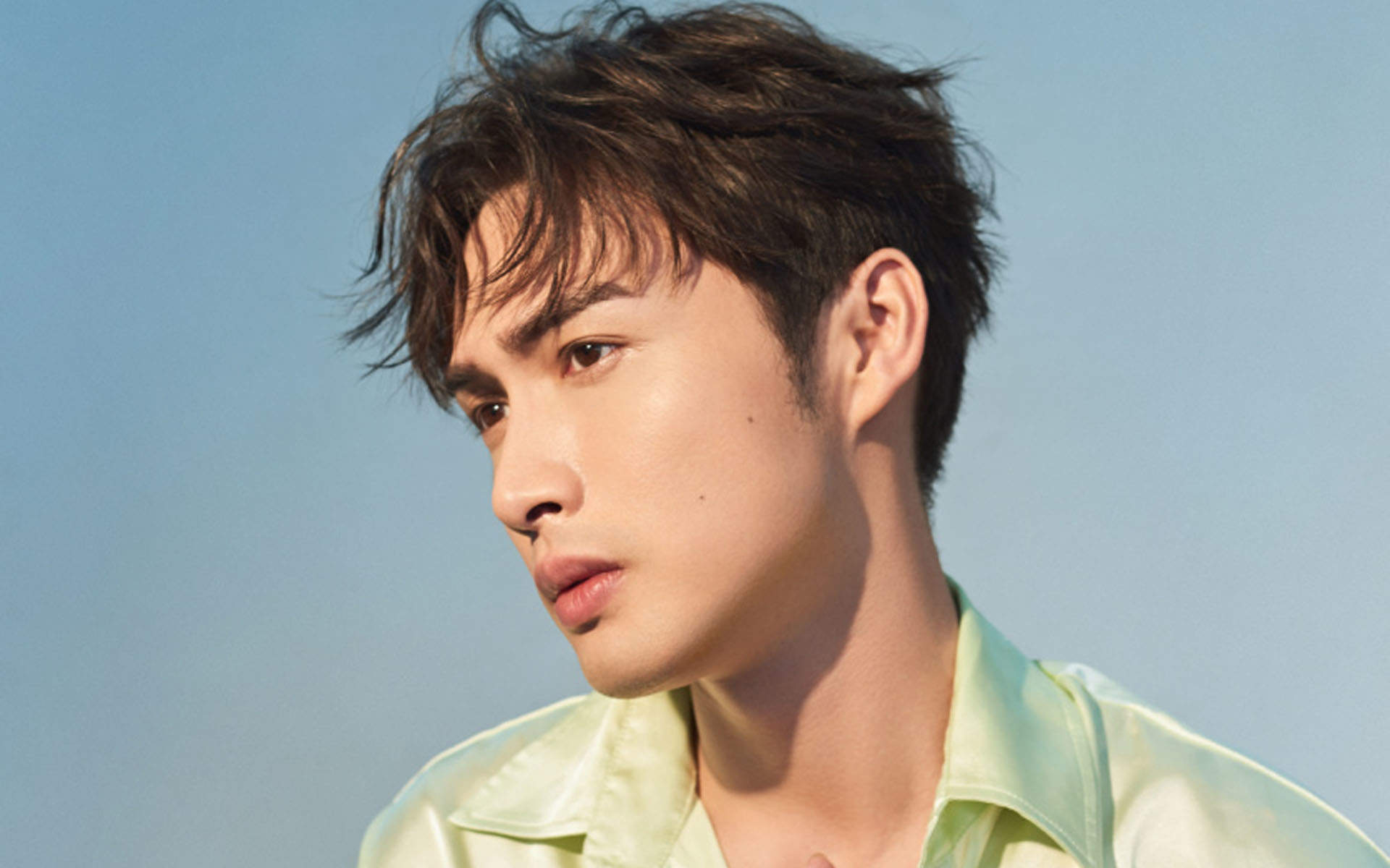 中国大陆江苏无锡男演员张彬彬迪丽热巴《烈火如歌》剧照桌面壁纸