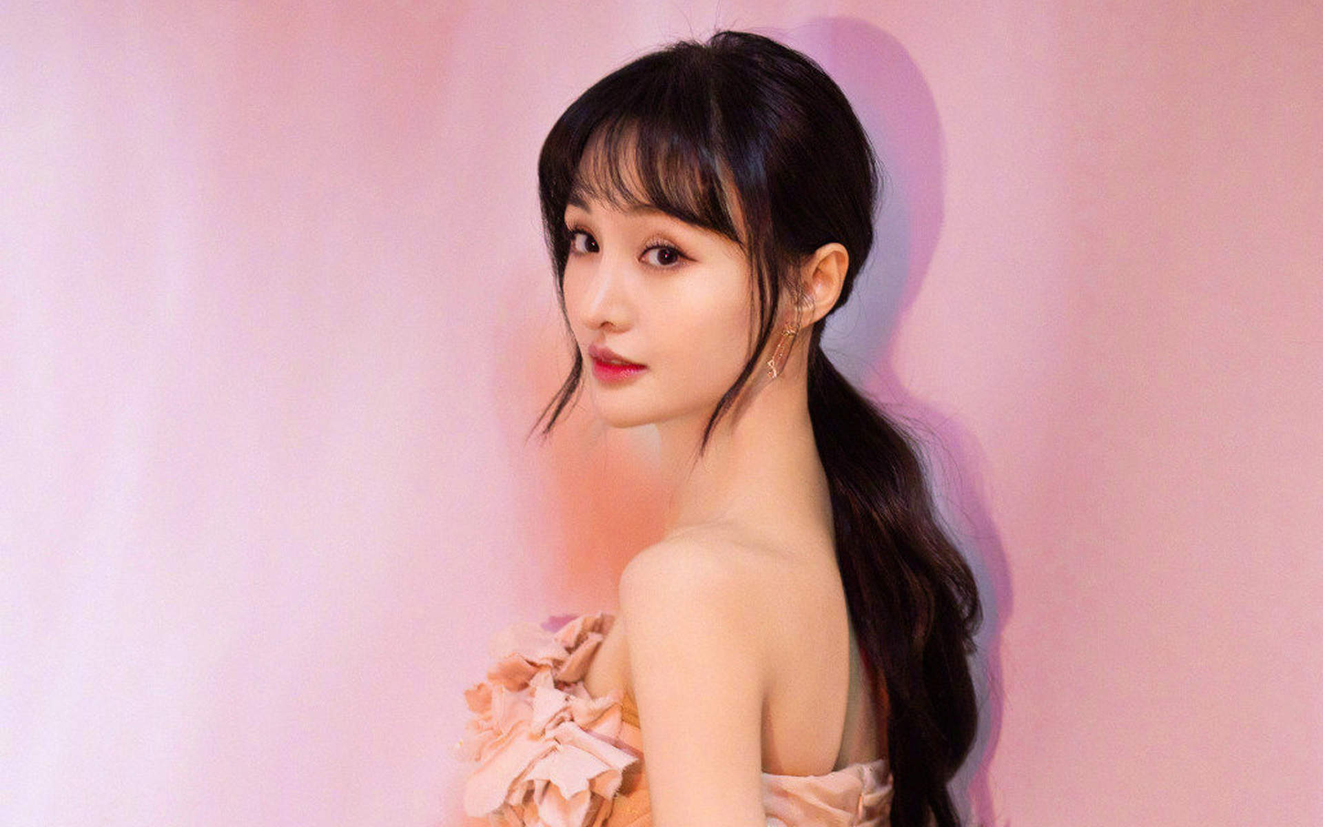 高清中国内地女演员《微微一笑很倾城》郑爽贝微微剧照图片桌面壁纸